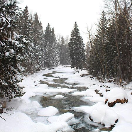 Rock Creek Resort Ред-Лодж Экстерьер фото