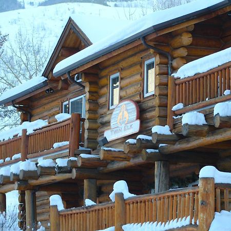 Rock Creek Resort Ред-Лодж Экстерьер фото